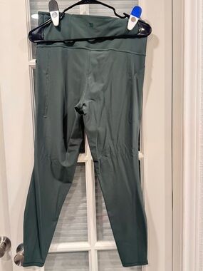 Kids Active Pull-On Leggings in Forest Green